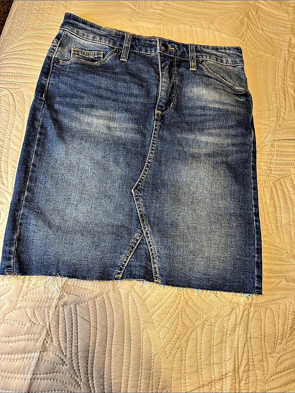 Universal Thread Denim Mini Skirt Size 6 Blue